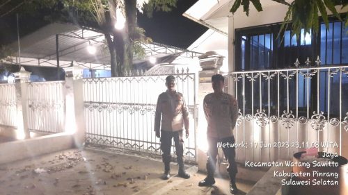 Personil Polsek Watang Sawitto Laksanakan Operasi Cipta Kondisi di Akhir Pekan Guna Antisipasi Gangguan Kamtibmas