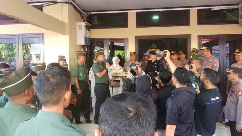 Kejutan Dari Dandim 1405 / Mallusetasi, Andiko Wicaksono : Luarbiasa, Semoga TNI Semakin Dicintai