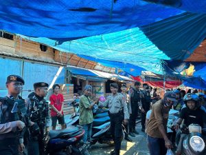 Antisipasi Gangguan Kamtibmas di Siang Hari, Sat Samapta Polres Wajo Melakukan Patroli