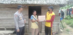 Polsek Wara Polres Palopo Salurkan Bantuan Ke Warga Yang Kurang Mampu