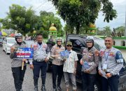 Hari Ke-7 Ops Patuh, Polantas Bone Datangi Keramaian Bagi Brosur Hingga Edukasi Masyarakat.