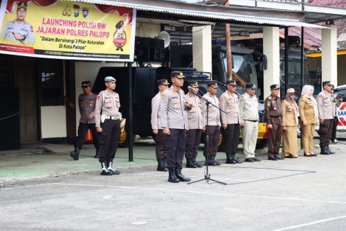 Kapolres Palopo Pimpin Apel Deklarasi Polisi RW