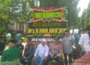 Turut Berduka Cita, Kapolsek Tempe Polres Wajo Melayat ke Rumah Duka Alm Drs Muh Arif