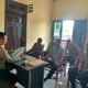 Kapolsek Bola Beri Pembinaan Etika Profesi dan Sosialisasi Kode Etika Profesi dan Komisi Kode Etik Kepolisian ke Personelnya
