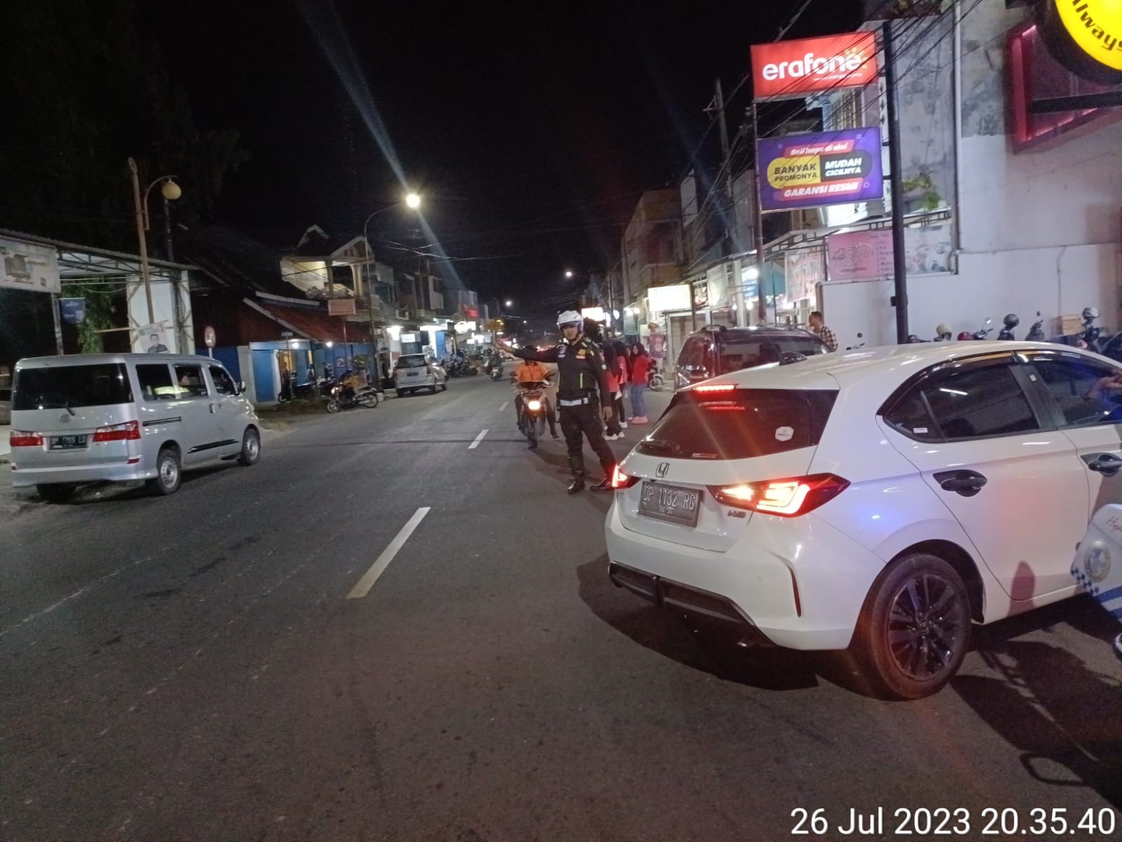 Sat Lantas Polres Pinrang Laksanakan Patroli Blue Light