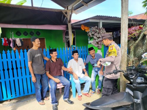 Jalin Sinergitas Antara Polri dan Masyarakat, Bhabinkamtibmas Anabanua Polsek Maniangpajo Melakukan Sambang