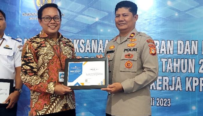 Polres Palopo Diganjar Penghargaan Terbaik Dari KPPN Palopo