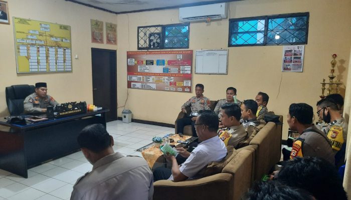 Untuk Tingkatkan Ketaqwaan Personil, Polsek Watang Sawitto Gelar Ki Bimbingan Rohani Dan Mental