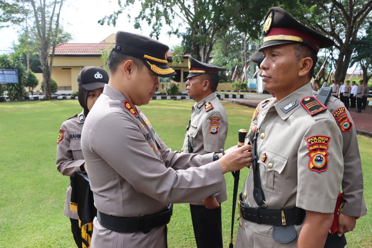 Polres Luwu Gelar Sertijab, AKBP Arisandi : Miliki Kemampuan Yang Adaftif Sesuai Perkembangan Zaman