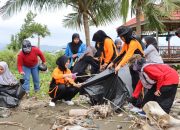 Rangkaian HUT ke-75, Polwan Polres Luwu Lakukan Bakti Sosial