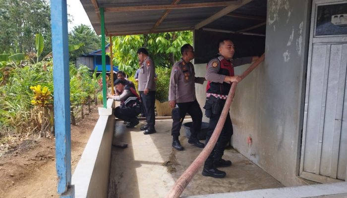 Musim Kemarau, Kapolres Soppeng Intruksikan ke Jajaran Untuk salurkan Air Bersih Ke Masyarakat