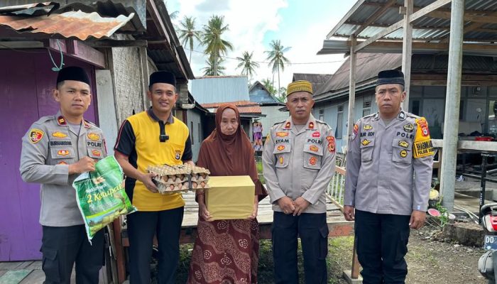 Berbagi Sembako Terhadap Sesama, Kapolres Soppeng Sasar Warga Kurang Mampu di Desa Donri – Donri