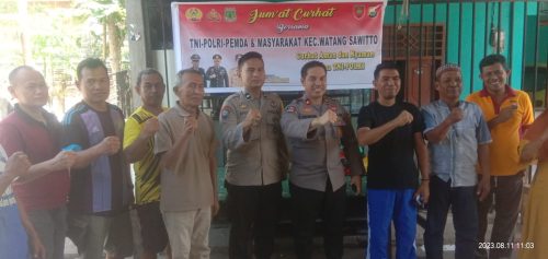 Jumat Curhat, Kapolsek Watang Sawitto Ajak Warga Jaga Stabilitas Kamtibmas Tetap Aman dan Kondusif