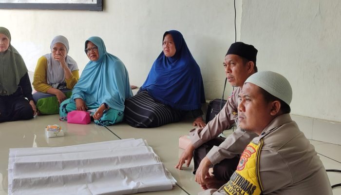 Pelatihan Pemulasaran Jenazah, Majelis Taklim Ponjalae Apresiasi Bhabinkamtibmas Polres Palopo