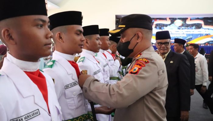 Kapolres Wajo Hadiri Upacara Pengukuhan Pasukan Pengibar Bendera Pusaka Tingkat Kabupaten