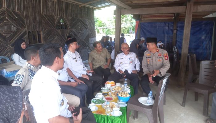 Rangkaian HUT RI ke-78, Polres Sidrap bersama Pemkab Laksanakan Anjangsana di Panti Asuhan Nurul Ilmi