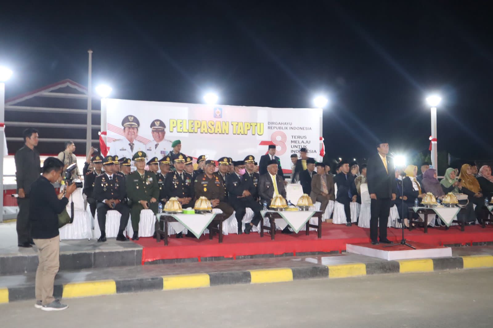 Kapolres Soppeng Hadiri Malam Taptu Peringatan HUT Kemerdekaan RI ke 78