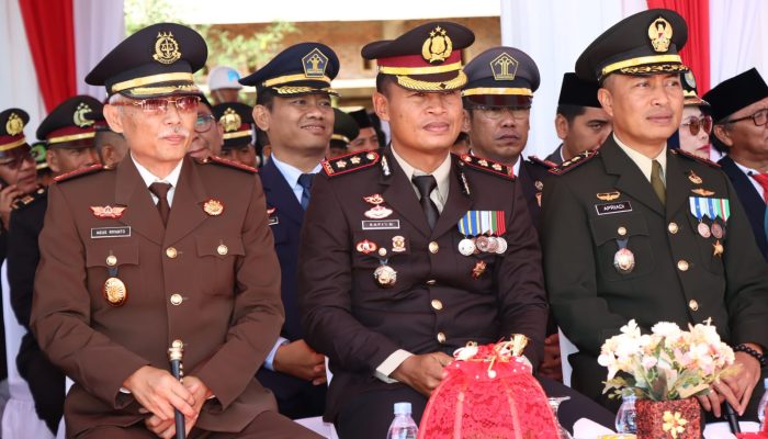 Kapolres Palopo Hadiri Upacara Pengibaran Bendera Merah Putih Dalam rangka HUT RI