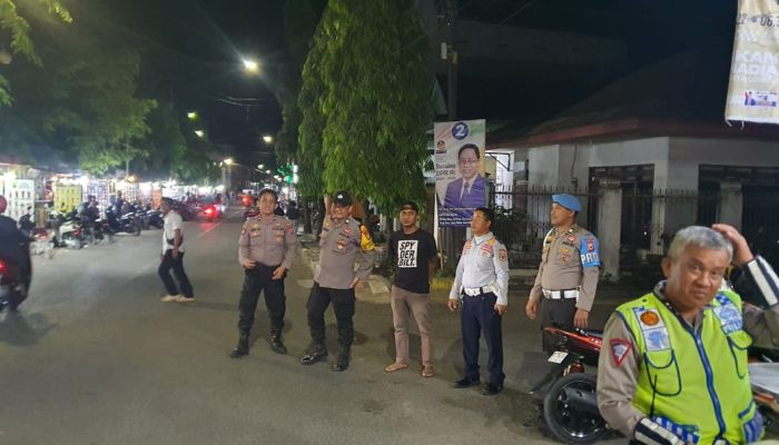 Personil Polsek Watang Sawitto Laksanakan PAM Syukuran Resepsi Kenegaraan HUT RI ke 78 Kab. Pinrang