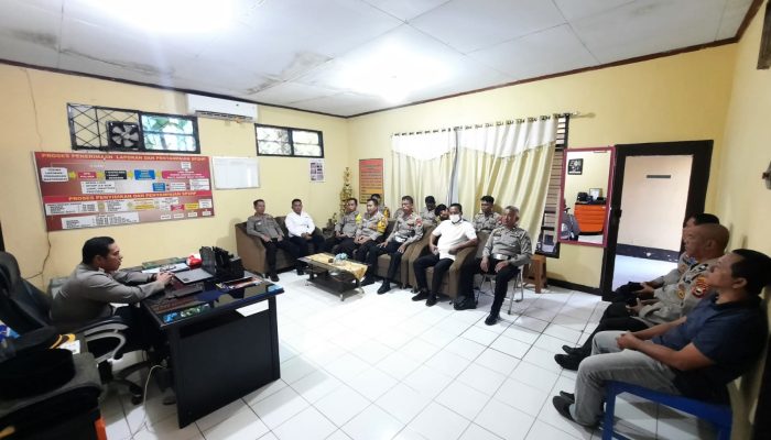 Ini Penekanan Kapolsek Watang Sawitto Saat Pimpin Pelaksanaan Anev Kinerja Personil