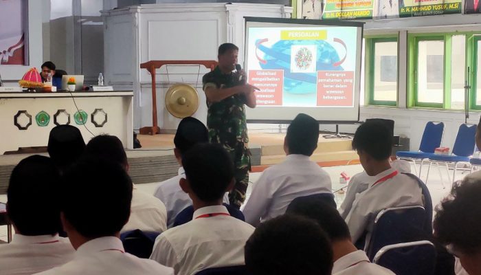 Kasdim 1420 Sidrap Beri Kuliah Umum Wawasan Kebangsaan Guna Terciptanya Generasi Unggul yang Adaktif, Kolaboratif dan Transformatif di Era Society