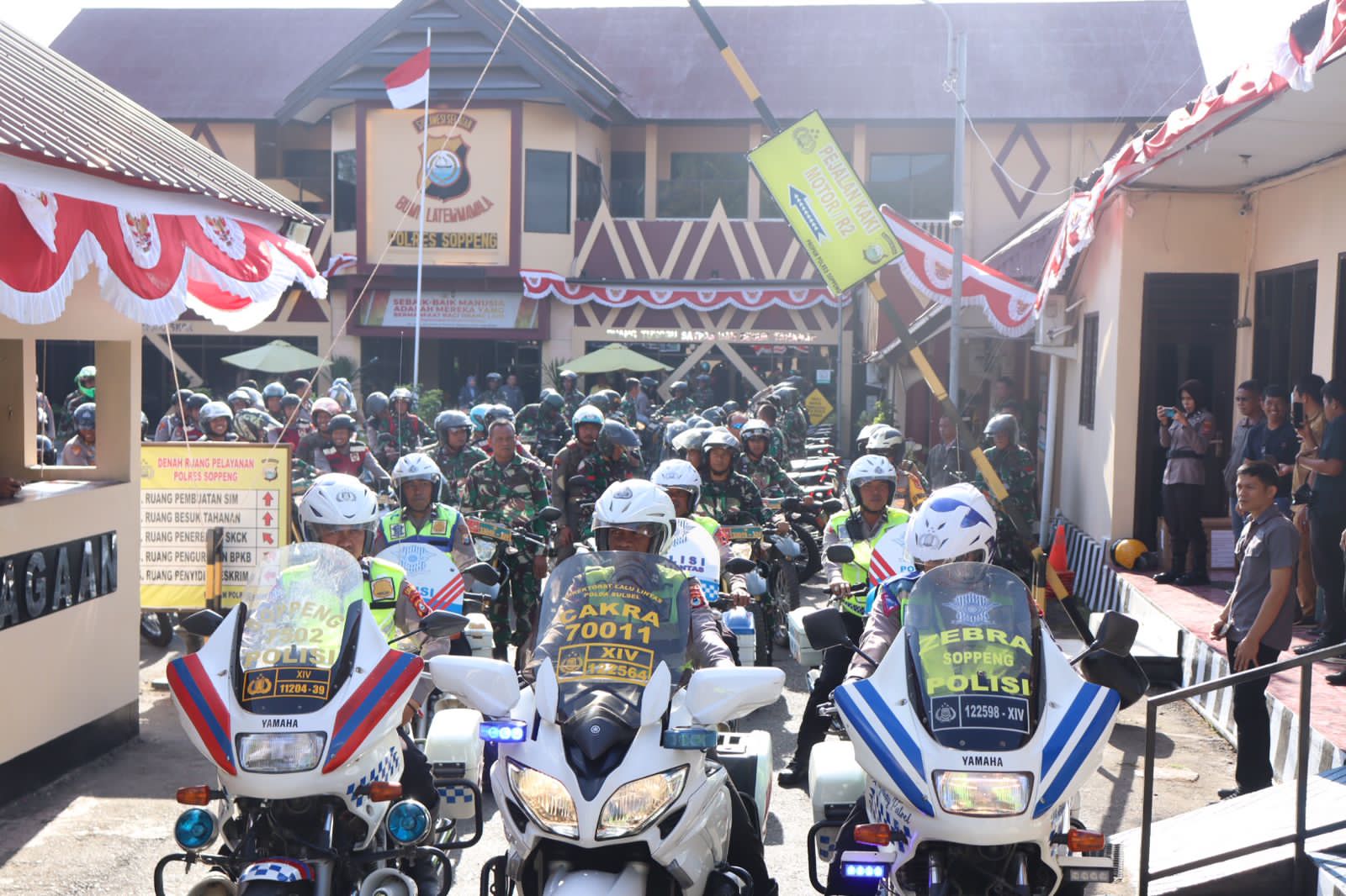 Jelang Pemilu 2024, TNI - Polri dan Pemkab Soppeng Gelar Patroli Skala Besar