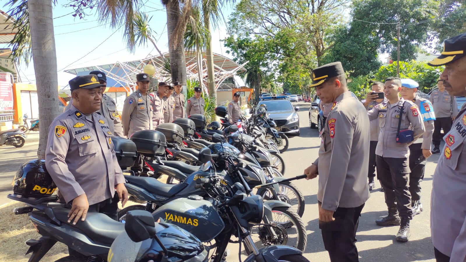 Menyongsong Pemilu 2024 Yang Kian Dekat, AKBP Arman Muis Periksa Kelayakan Randis Operasional Polres Parepare