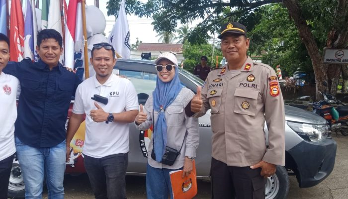 Personil Polsek Majauleng Polres Wajo Giat Pengawalan dan Pengamanan Kirab Pemilu 2024