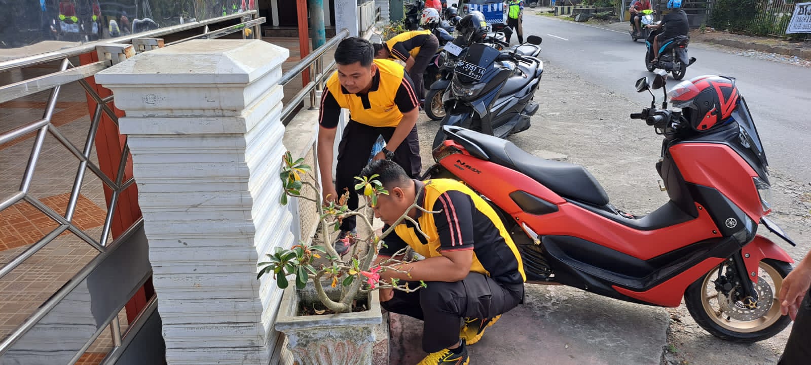 Jelang HUT Lalulintas Bhayangkara Sat lantas Polres Palopo Laksanakan Baksos