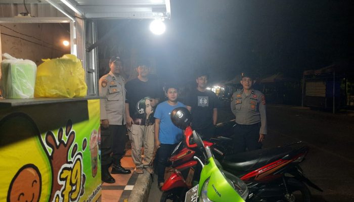 Personil Polsek Watang Sawitto Lakukan Patroli di Beberapa Titik