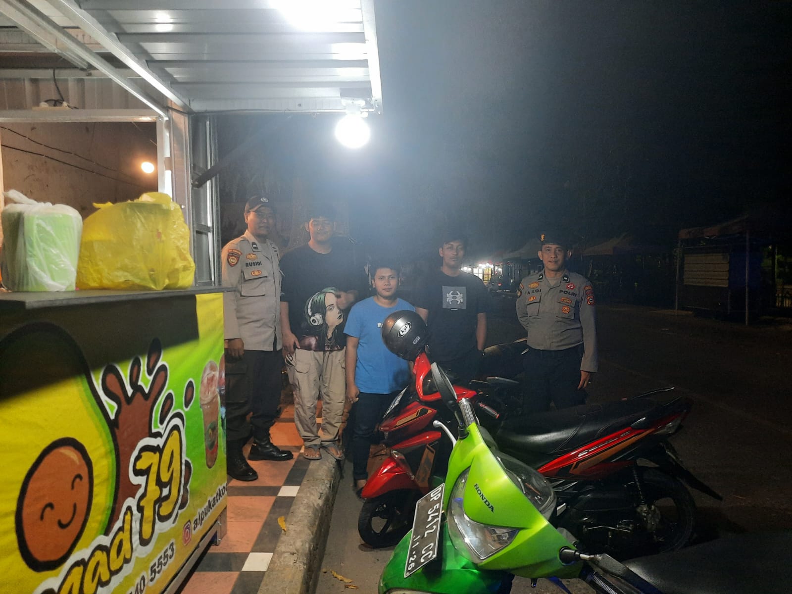 Personil Polsek Watang Sawitto Lakukan Patroli di Beberapa Titik