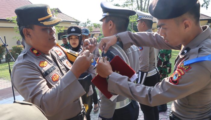 Polres Luwu Menggelar Apel Gelar Pasukan Operasi Zebra Pallawa 2023