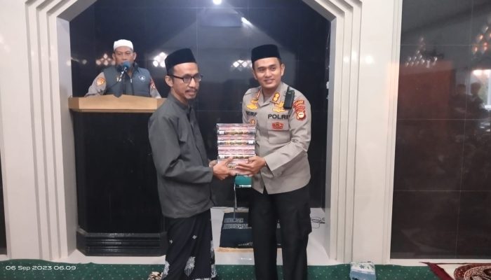 Kapolres Soppeng Safari Subuh di Masjid Baitul Rahim Wahdah Islamiya, Imbau Waspada Dampak Elnino