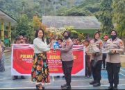 Polres Palopo Distribusikan Buku Pelajaran SDN 36 Latuppa.