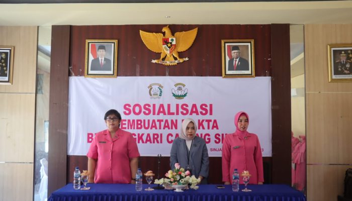 Bhayangkari Cabang Sinjai Gelar Pertemuan Rutin Dirangkaikan Sosialiaasi e-KTA