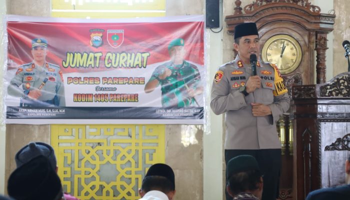 Kapolres Parepare Jumat Curhat Di Masjid Agung, Jamaah Ungkap Fakta  !!!