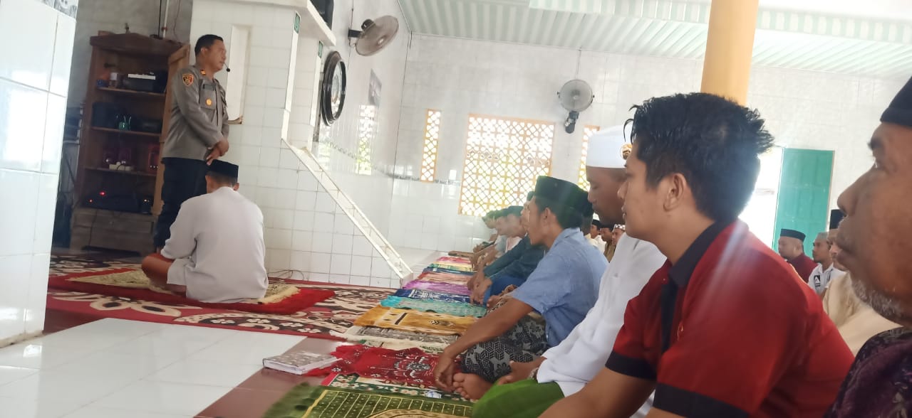 Ini Penyampaian Kapolsek Majauleng Saat Laksanakan Safari Jum'at