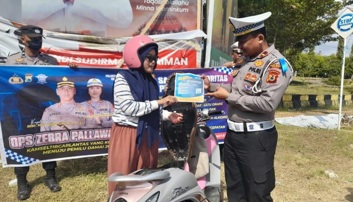 Ops Zebra, Satlantas Polres Bone Gelar Kampanye Keselamatan di Kawasan Terminal Petta Ponggawae
