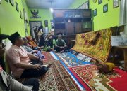 Personil Berduka, Kapolsek Watang Sawitto Melayat Kerumah Duka