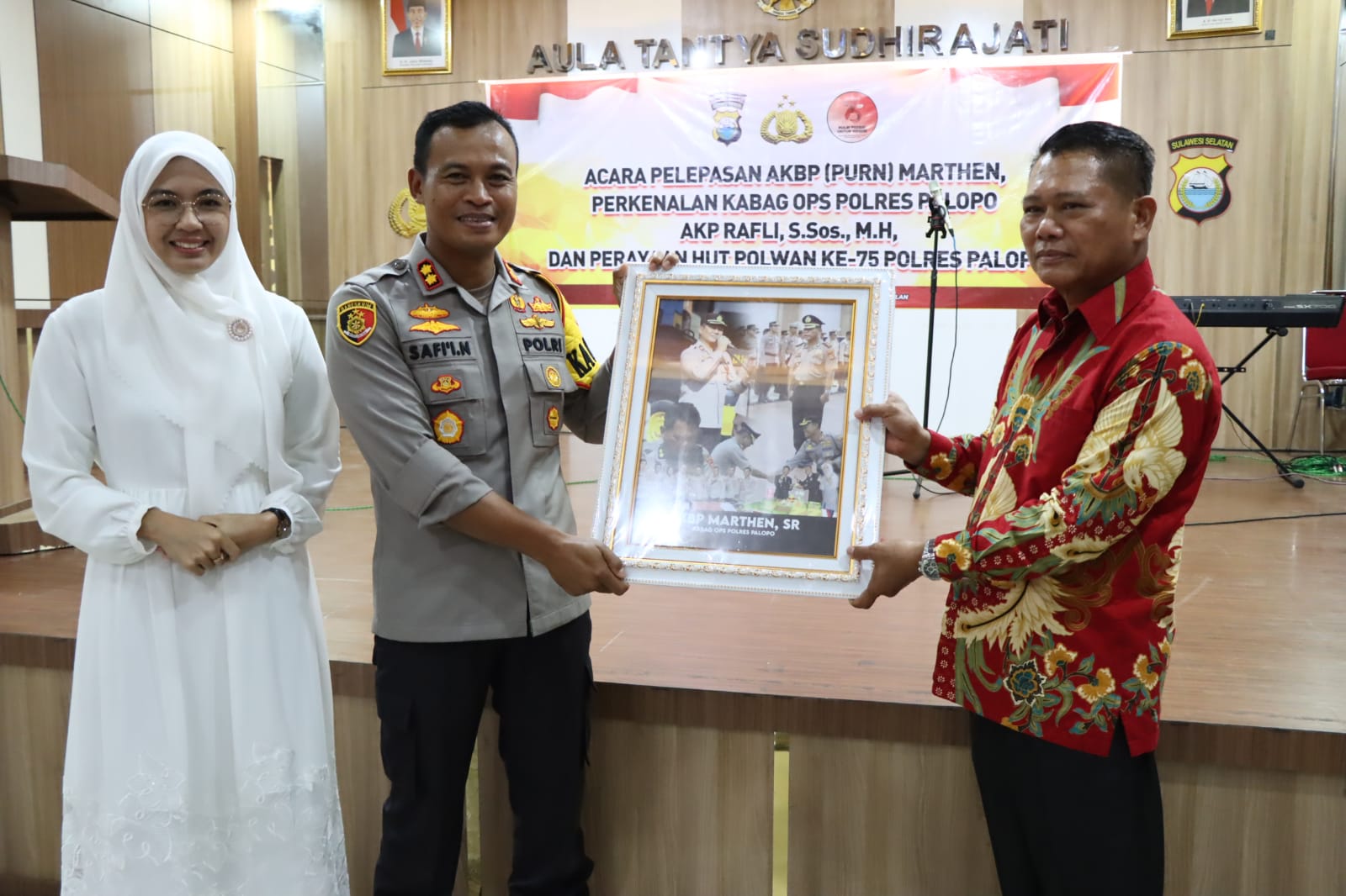 Kapolres Palopo Pimpin Pelepasan Mantan Kabag Ops Polres Palopo AKBP (Purn) Marthen