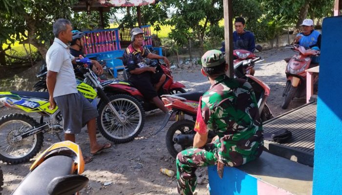 Babinsa Tonronge Berikan Pemahaman Mengenai Pengendalian Hama Secara Terpadu
