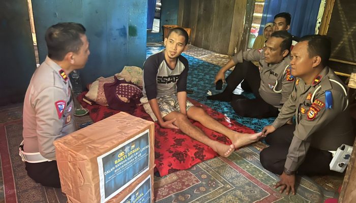 Kasat Lantas Polres Sinjai Kembali Laksanakan Bakti Sosial Dalam Rangka HUT Lalulintas Bhayangkara ke 68 Tahun