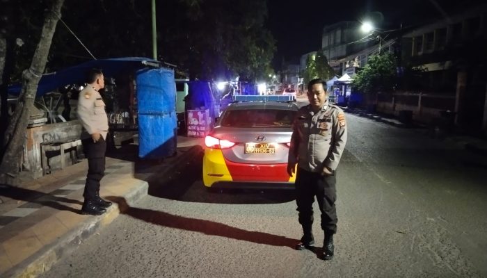 Jaga Kamtibmas Personil Polsek Watang Sawitto Lakukan Patroli Blue Light