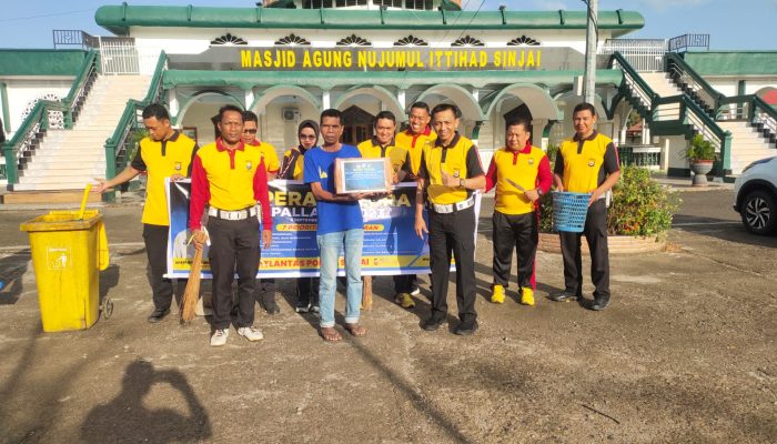 Sambut HUT Lantas Ke-68, Sat Lantas Polres Sinjai Gelar Baksos Religi