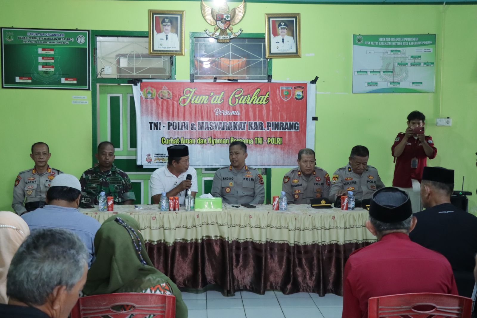 Jumat Curhat, Kapolres Pinrang Terima Aspirasi Masyarakat Di Desa Alitta