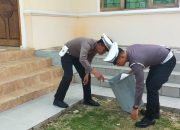 Baksos Religi Satlantas Polres Bone Bersihkan Tempat Ibadah Hingga Berbagi Sembako