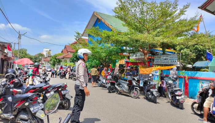 Tingkatkan Keamanan Pelajar, Sat Lantas Polres Pinrang Lakukan Gatur Lalin