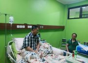 Wujud Kepedulian, Kapolres Sinjai Jenguk Wakapolres Yang Sedang Sakit dan Dirawat di RSUD