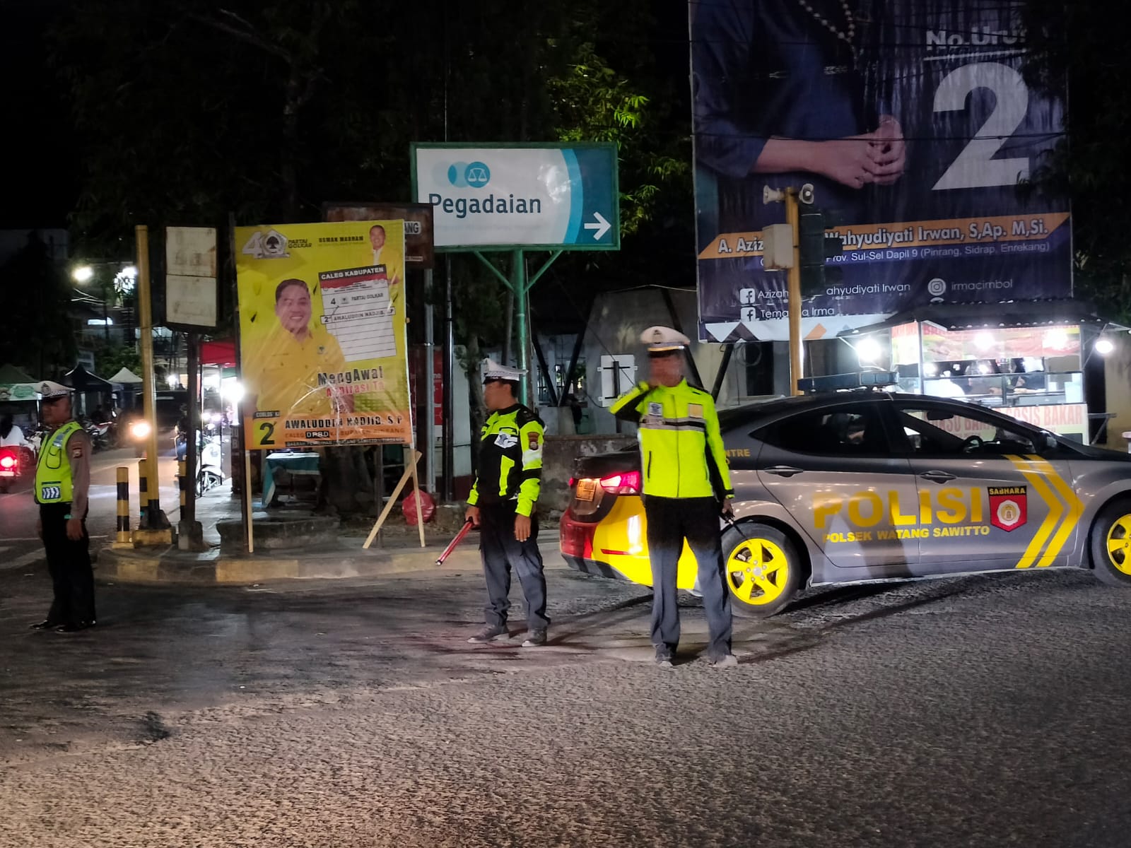 Personil Unit Lalulintas Polsek Watang Sawitto Berpatroli Di Malam Akhir Pekan, Ini Tujuannya