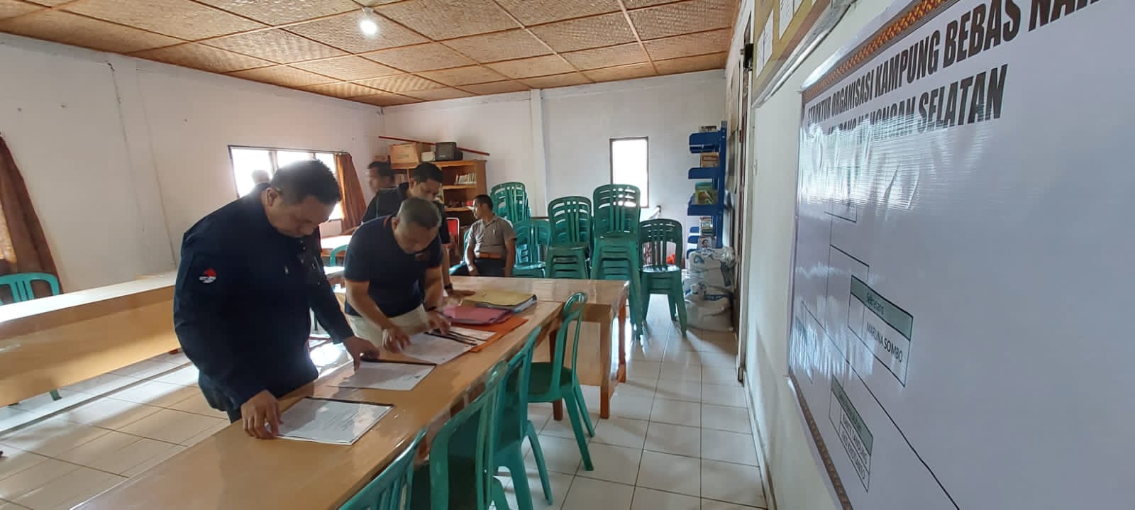 Satresnarkoba Polres Toraja Utara Terima Tim Verifikasi Lanjutan Perlombaan Kampung Tangguh Bebas Narkoba